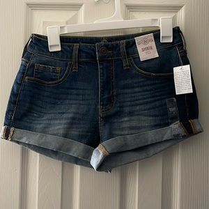 So Shortie Stretch 2.5” Inseam Denim Shorts New with Tags